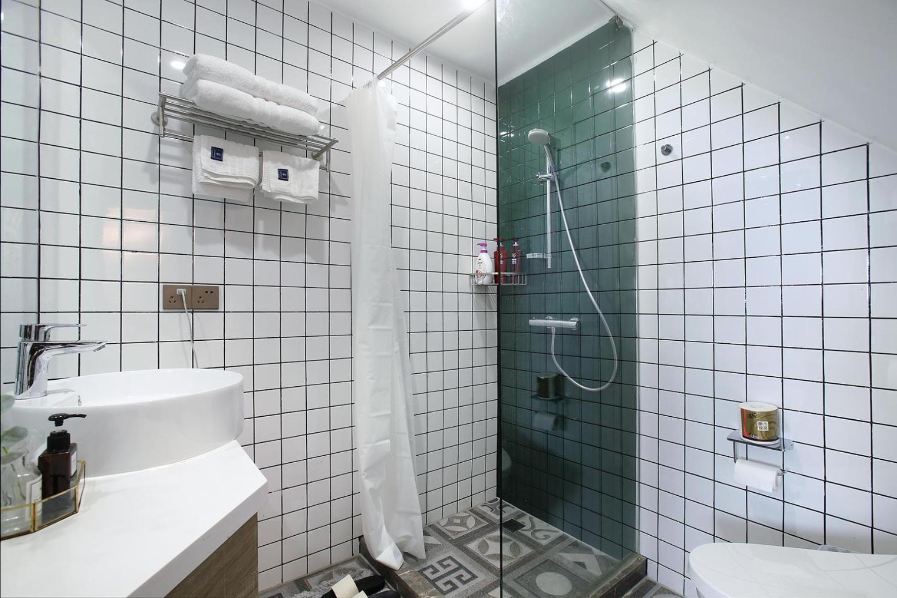 Shanghai Downtown Hills Boutique Guesthouse - Near Metro Line 7, Exit 3, Changping Road Oda fotoğraf