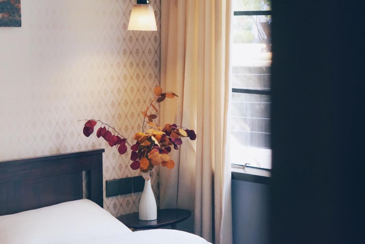 Shanghai Downtown Hills Boutique Guesthouse - Near Metro Line 7, Exit 3, Changping Road Dış mekan fotoğraf